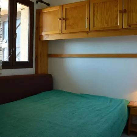 Apartment 2 Pieces Avec Mezzanine, Piscine Et Parking A Cyprien - Fr-1-225d-65 *